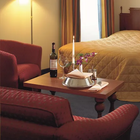 Hotel Radisson Blu Halle-merseburg 4*