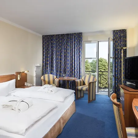 Hotel Radisson Blu Halle-merseburg 4*