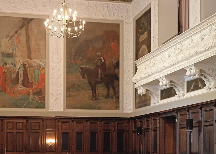 哈雷-梅森堡丽笙酒店 4*